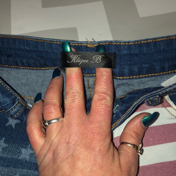 Americana Jean Shorts Stretchy Medium (Sz 5-7) - Picture 4 of 4